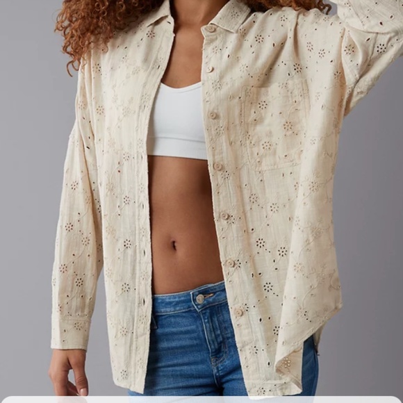American Eagle Outfiters Eyelet Embroidered Oversized Fit Shirt.NWOT. - Picture 5 of 8